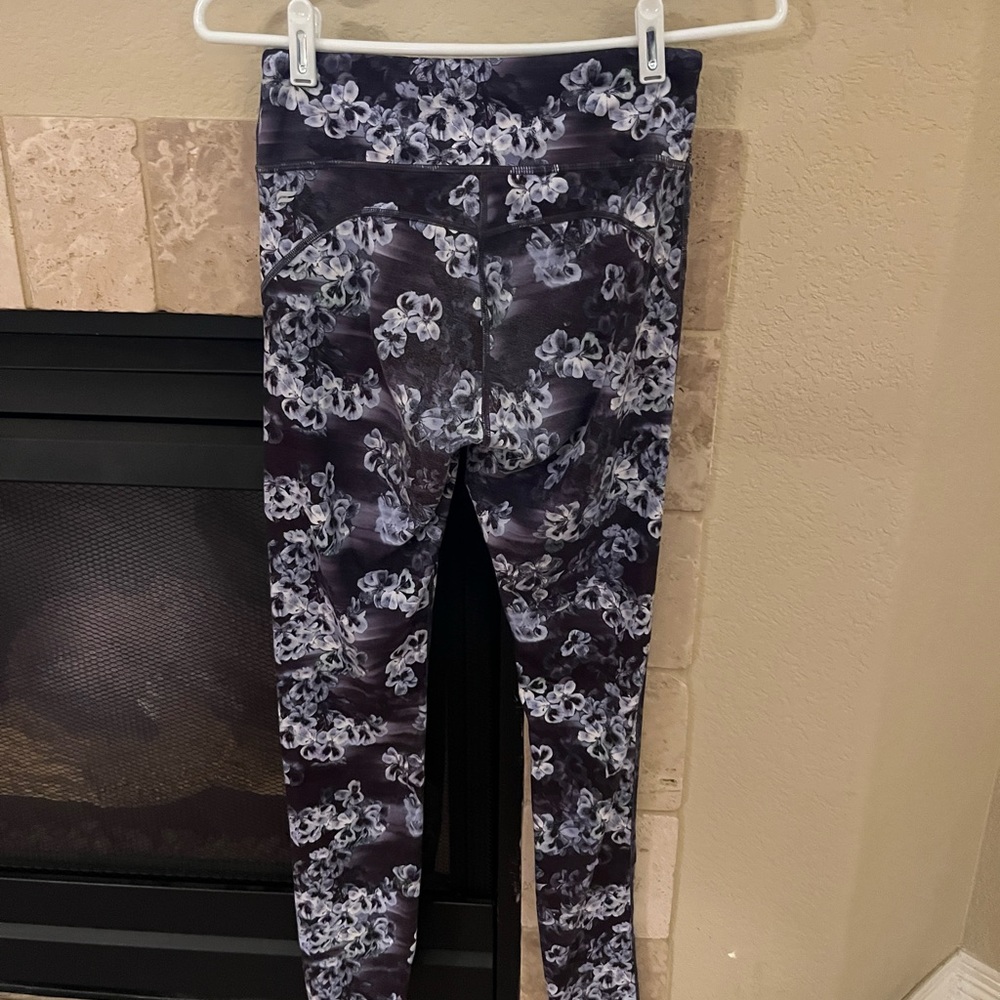 Fabletics leggings